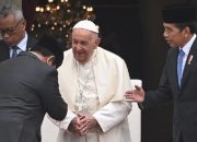 Salam Hangat Prabowo untuk Paus Fransiskus, Pertemuan Diplomatik di Istana Negara