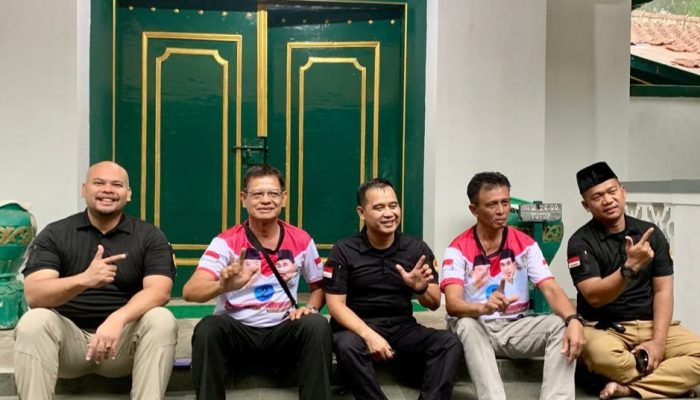 Safari Religi RABN Di Makam Para Wali Dan Tokoh Nasional Untuk Luthfi Yasin Menang