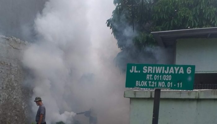 Reaksi Cepat Antisipasi Meningkatnya Pandemi DBD Dengan Fogging Mandiri