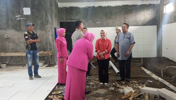 Hj Ai Rika Sambut Hangat Rombongan Kapolres Kota Tasik