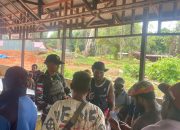 Interaksi Langsung Dengan Masyarakat, Pos Rawa Bustop Satgas Pamtas Statis RI-PNG Yonif 403/WP Laksanakan Anjangsana