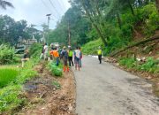 Jembatan Wisnu–Watukumpul Bergeser, Warga Bangun Jembatan Darurat untuk Akses Sekolah