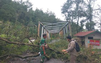 DARURAT! Jembatan Sungai Mendelem Amblas, Akses Semingkir–Watukumpul Terputus Total