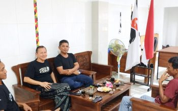 Politisi Senior PDIP Slamet Efendi Kunjungi Kantor DPD PSI Pemalang, Serukan Sinkronisasi Gagasan Pembangunan