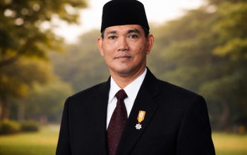 Indonesia Berduka, Wapres ke-6 RI Try Sutrisno Wafat dan Dimakamkan Secara Militer di TMP Kalibata