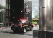 KPK Resmi Tetapkan Bupati dan Sekda Cilacap sebagai Tersangka