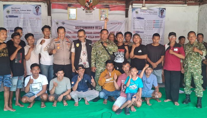 Warga Desa Pagelaran Menanti Janji Perbaikan Jalan, Audiensi Berlangsung Damai dan Penuh Harapan