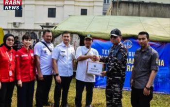 Komandan Kodaeral III Tinjau Korban Kebakaran Kemayoran, Salurkan Bantuan Kemanusiaan