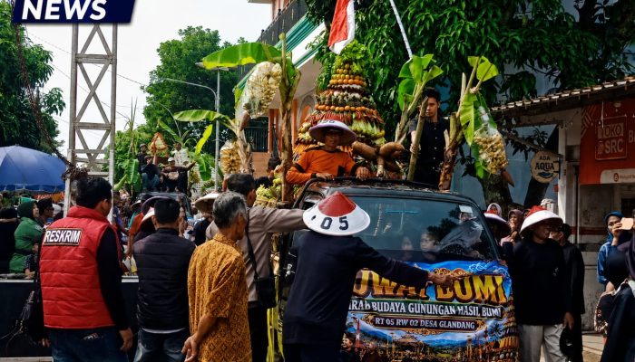 Ruwat Bumi Desa Glandang 2026, Warga Gelar Kirab Gunungan hingga Wayang Golek di Bulan Muharam 1448 H
