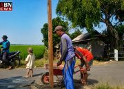 Ketua PSHT Cabang Pemalang Pusat Madiun Dorong Semangat Gotong Royong, Bangun Jaringan Penerangan Menuju Makam Sedayu