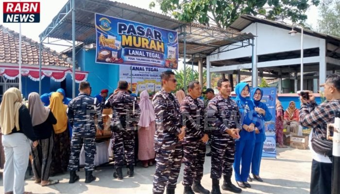 Danlanal Tegal Gelar Gerakan Pasar Murah di Pemalang, Sasar Warga Pesisir dan Nelayan