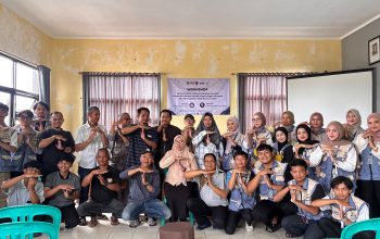 ‎Workshop Pemanfaatan Limbah Konveksi Oleh Mahasiswa KKN UMTAS Kelompok Cilamajang B Tasikmalaya