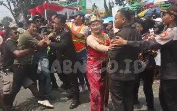 Karnaval Cicalengka Berujung Ricuh, Kapolsek dan Danramil Diduga Diserang