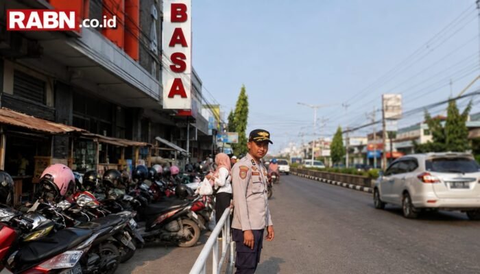 Dishub Pemalang Tertibkan Parkir di Basa Toserba, Pengelola Diminta Segera Sediakan Lahan Parkir