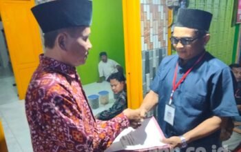 DPS Pilkades Kabunan Diserahkan, Slamet Muhajirin Ingatkan Panitia dan Pengawas soal Transparansi