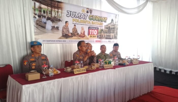 Jum’at Curhat di Polsek Bawang, Polresta Batang Perkuat Sinergi Keamanan Bersama Masyarakat